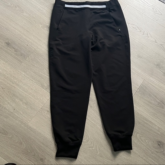Puma Men's Black Casual Pants - Picture 1 of 8